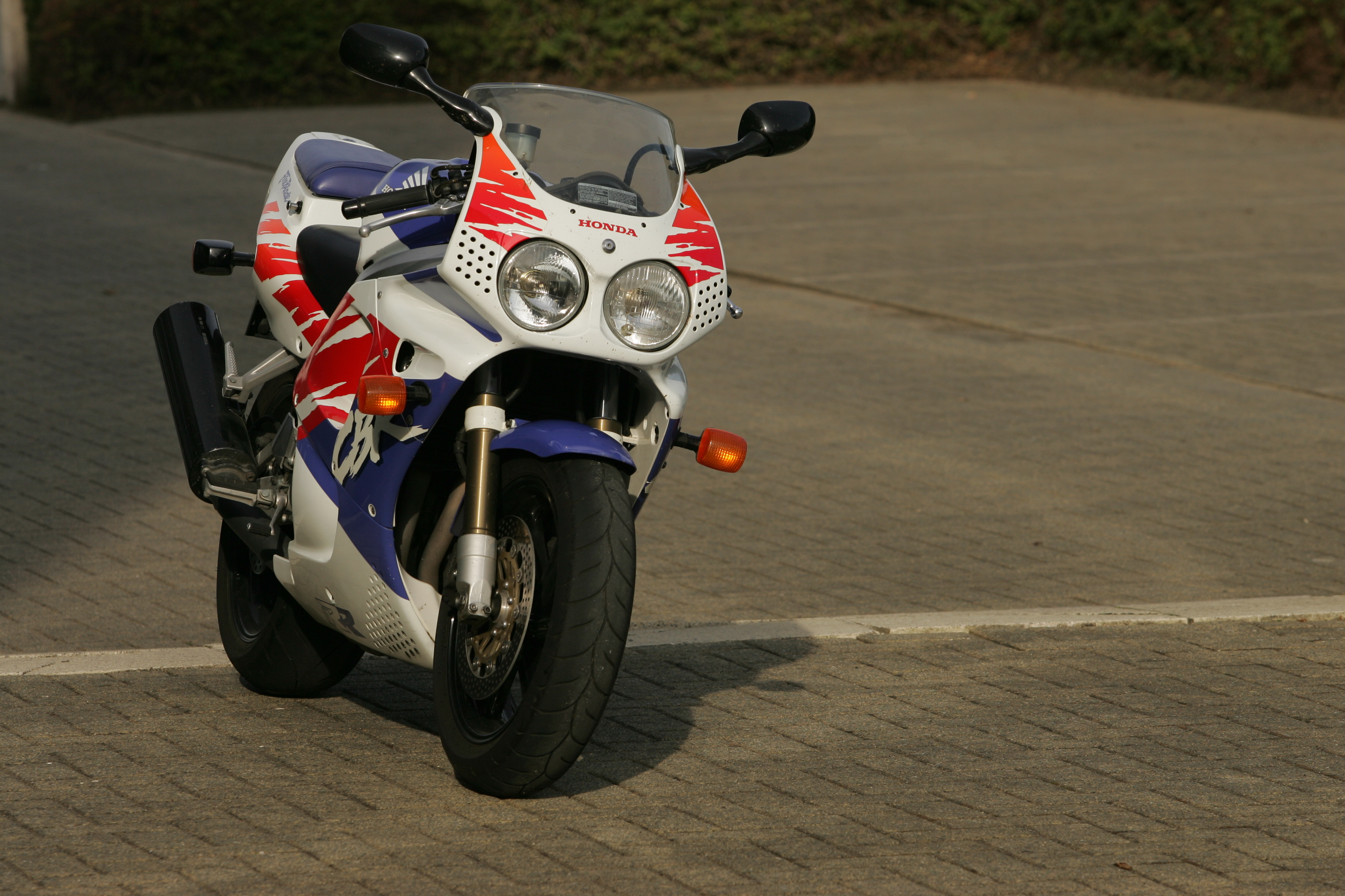 Honda Fireblade 900RR 1992