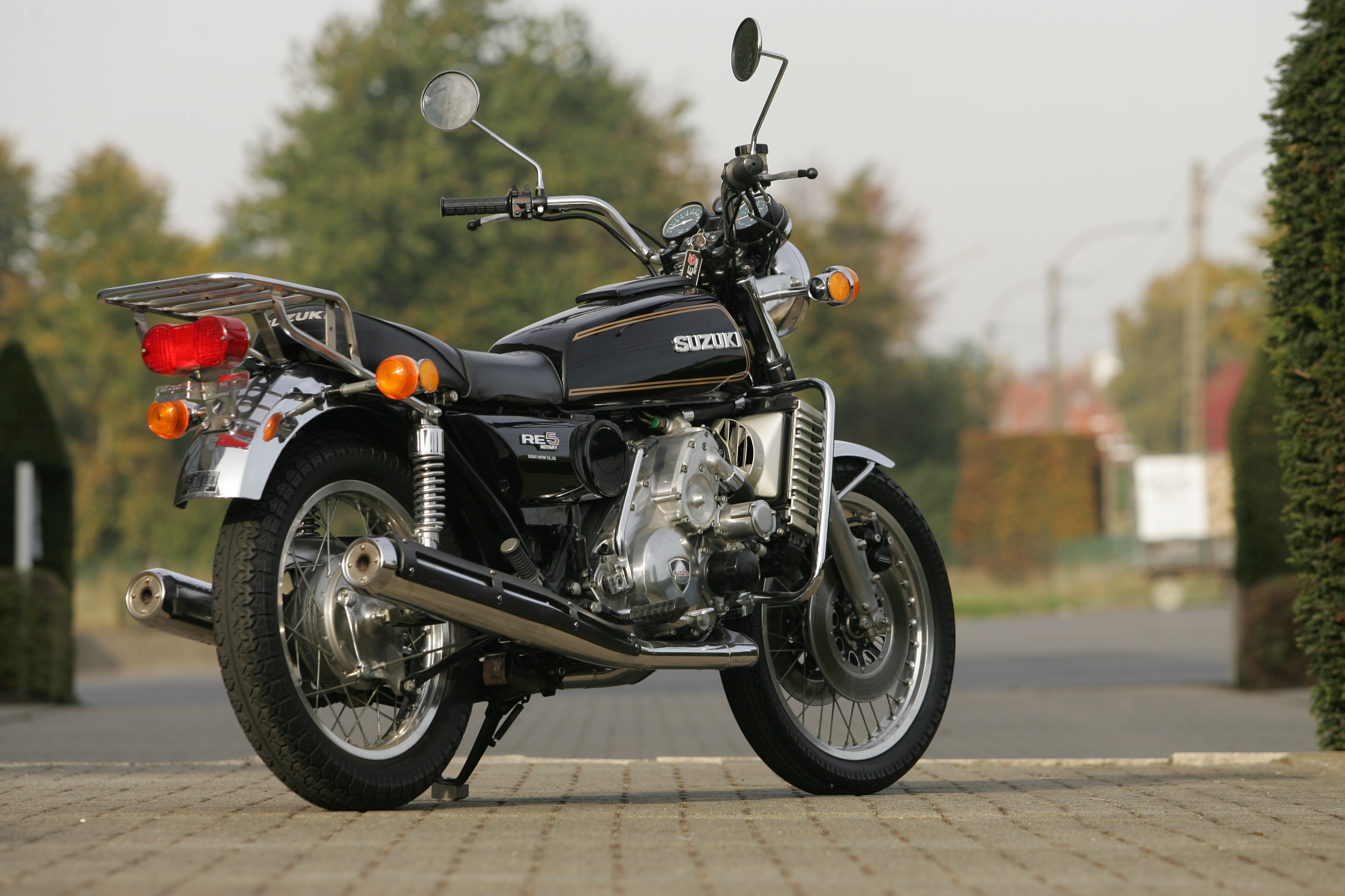 Suzuki RE5 1977