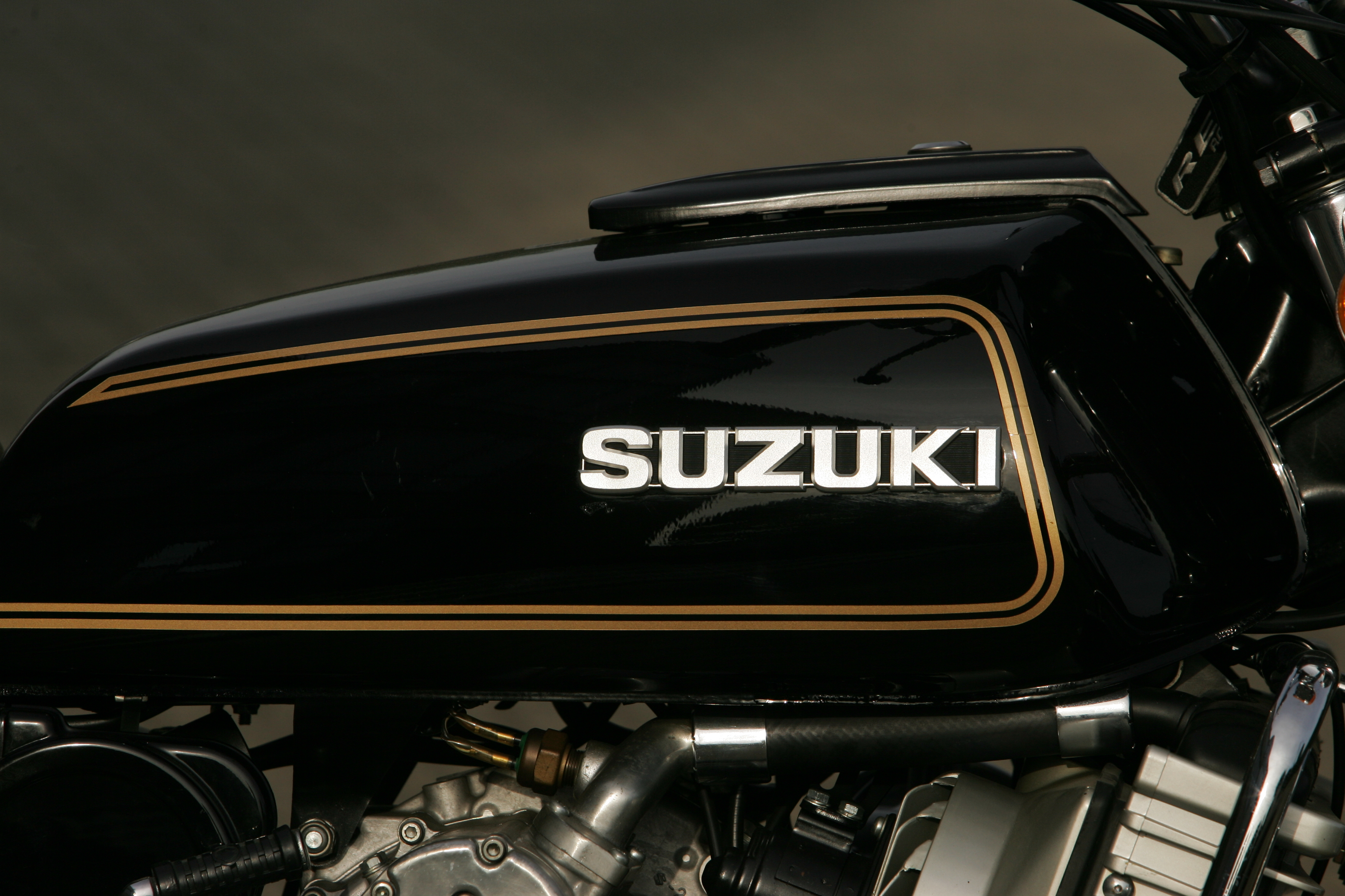 Suzuki RE5 1977