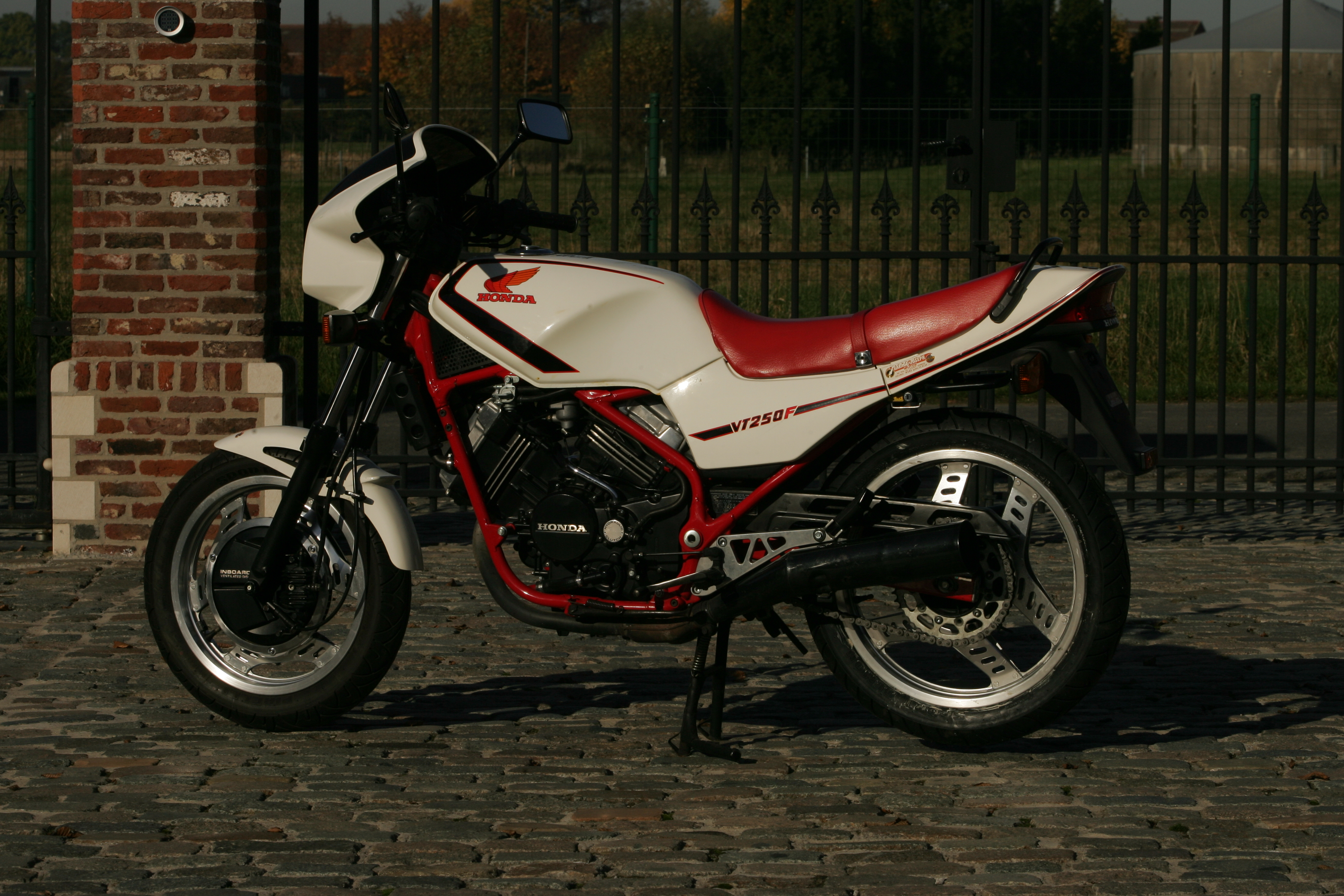 Honda VT250F 1967