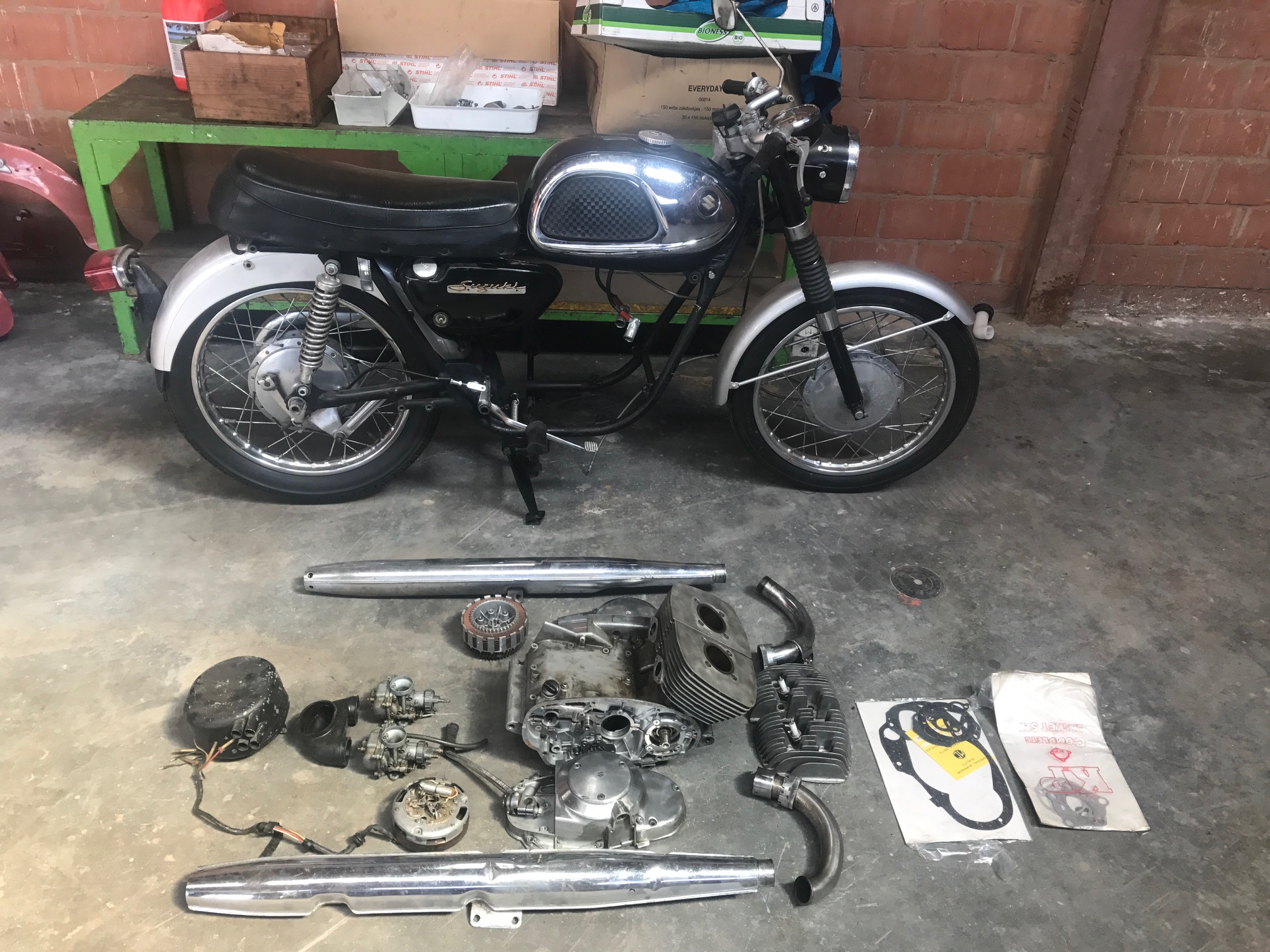 Suzuki T20 1967