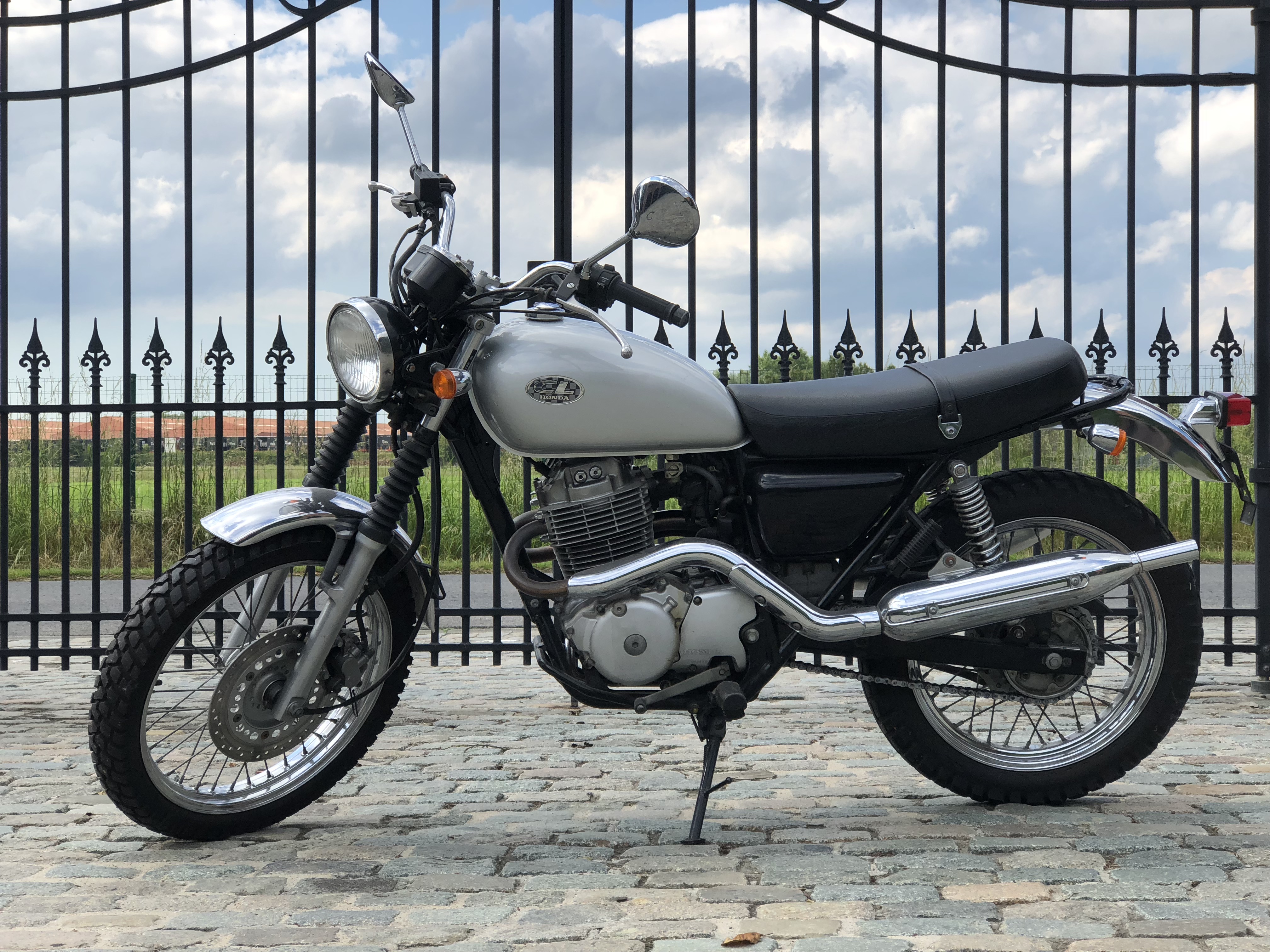 Honda CL 400